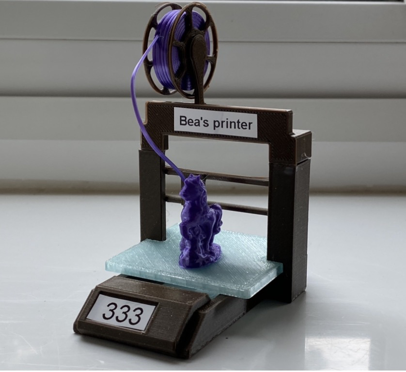   Bea's 3D printer
  